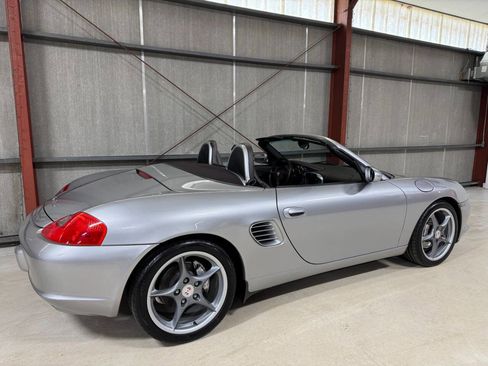 Used 2004 Porsche Boxster S image 11
