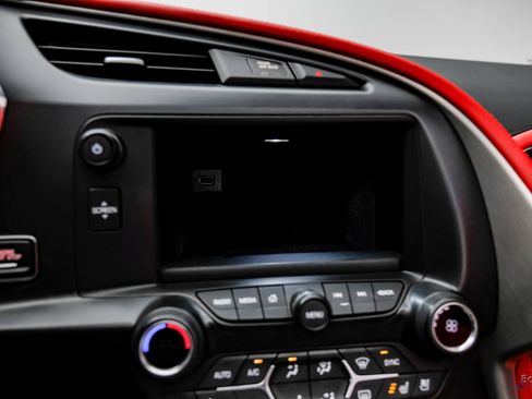 Used 2014 Chevrolet Corvette Z51 3LT Performance Exhaust GT w/ 3LT Preferred Equipment Group image 72