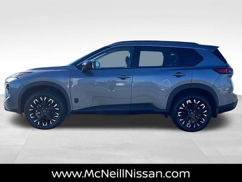 New 2026 Nissan Rogue SV image 4