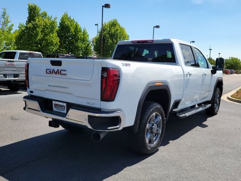 New 2025 GMC Sierra 2500 SLT w/ SLT Premium Package image 3