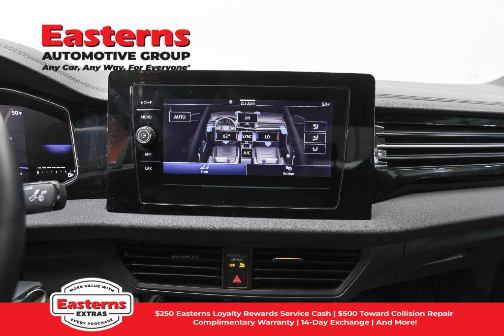 Used 2025 Volkswagen Jetta Sport FWD image 13
