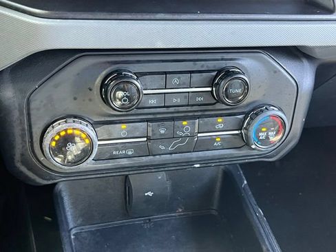 Used 2022 Ford Bronco 4-Door AWD/4WD image 16