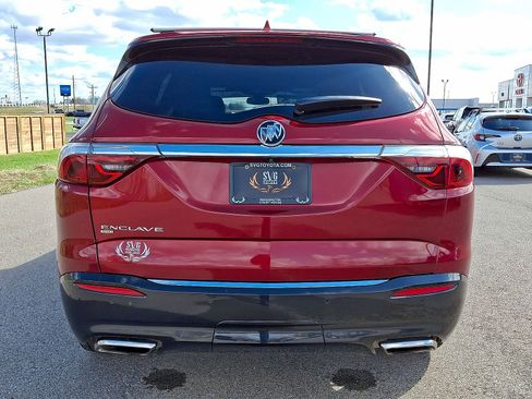Used 2023 Buick Enclave Essence w/ Sport Touring Edition AWD/4WD image 23