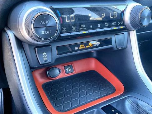 Used 2024 Toyota RAV4 Adventure image 29