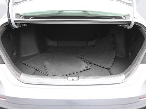 Used 2025 Honda Accord EX-L image 22