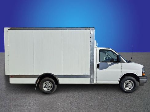 New 2024 Chevrolet Express 3500 w/ Power Convenience Package RWD image 3