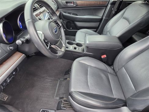 Used 2019 Subaru Outback 2.5i Limited image 8