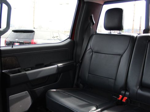 Used 2024 Ford F250 Lariat w/ Tremor Off-Road Package image 13