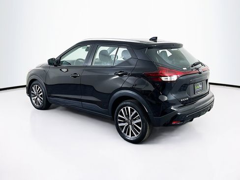Used 2024 Nissan Kicks SV image 5