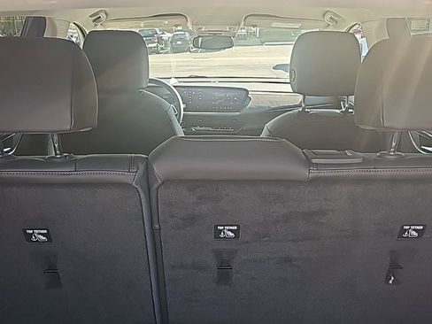 Certified 2025 Buick Envision Preferred image 7