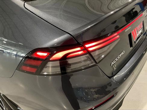 Used 2023 Honda Accord Touring image 23