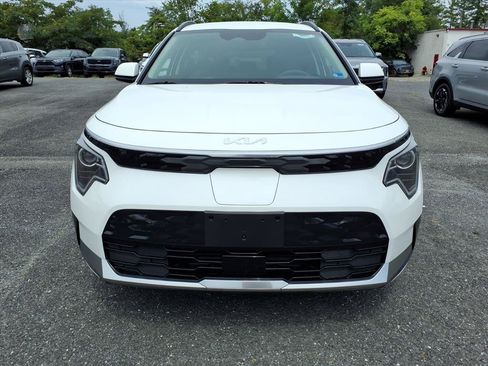 New 2026 Kia Niro Wind w/ Wind Preserve Package FWD image 9