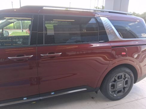 New 2026 Kia Carnival SX FWD image 19