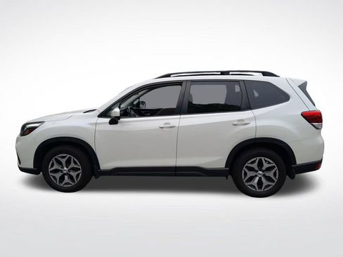 Used 2020 Subaru Forester Premium AWD/4WD image 4