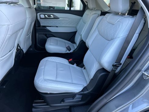 New 2026 Ford Explorer Platinum w/ LUX Leather Package image 24