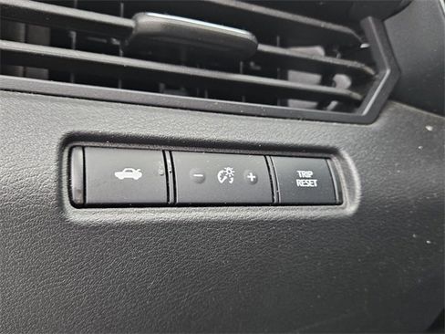 Used 2024 Nissan Altima 2.5 SR image 28