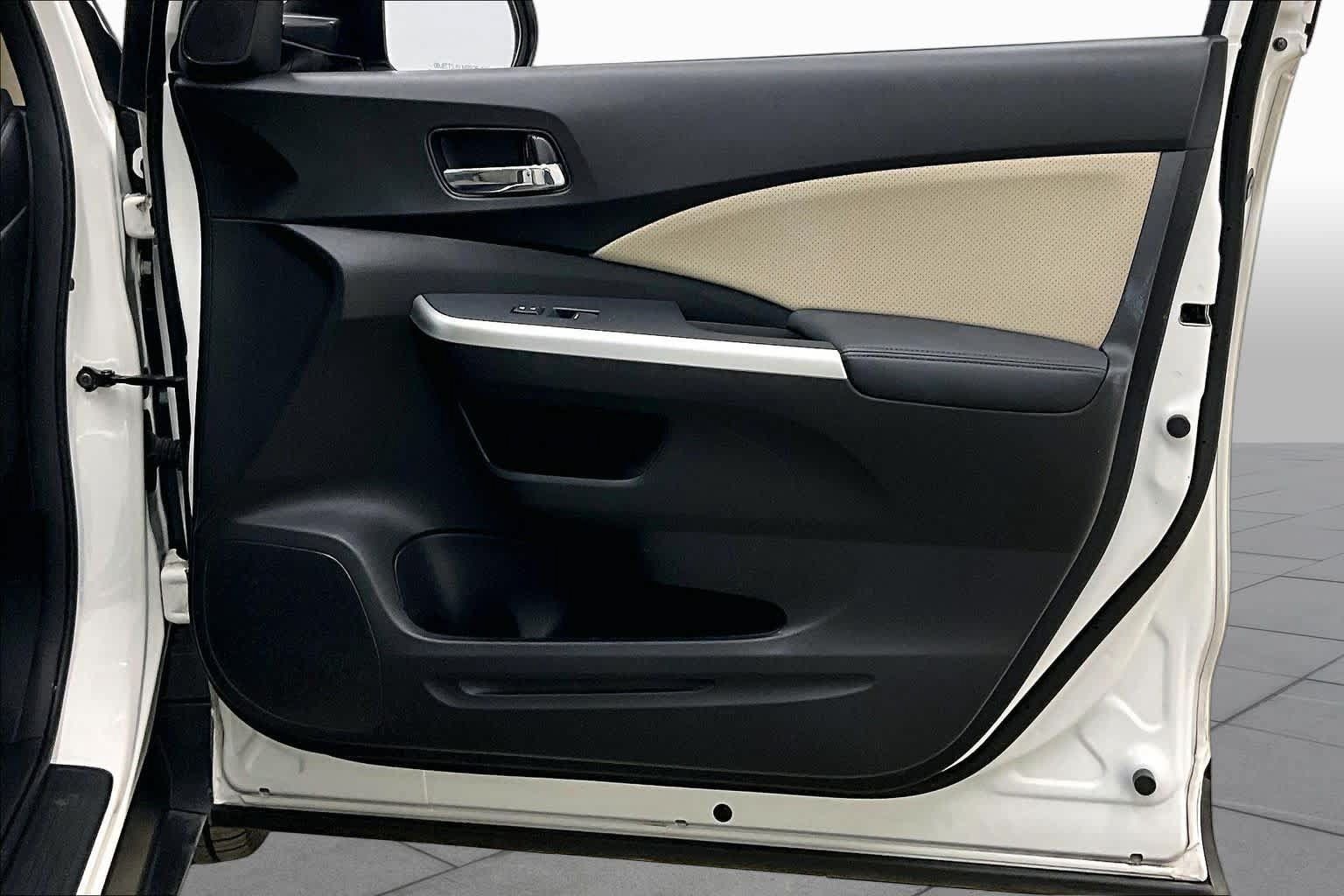Used 2015 Honda CR-V EX-L image 25