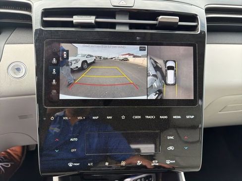 Used 2023 Hyundai Tucson Limited image 31