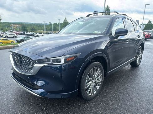 New 2025 MAZDA CX-5 Signature image 3