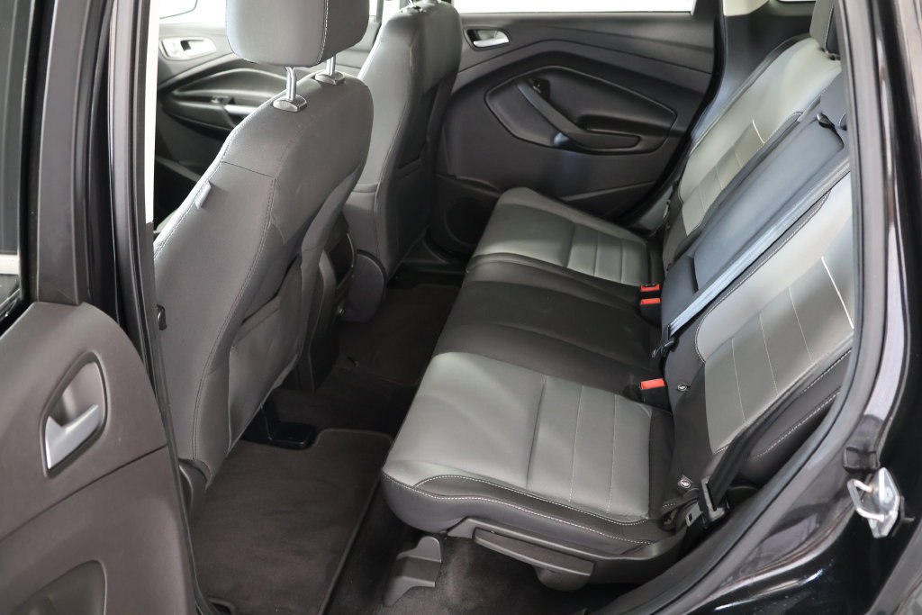 Used 2015 Ford Escape SE AWD/4WD image 17