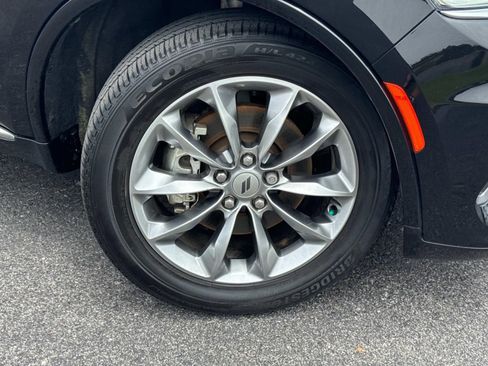 Used 2022 Dodge Durango SXT w/ Anodized Platinum Package RWD image 14