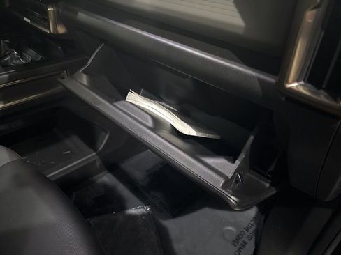 Used 2024 GMC Hummer EV 3X w/ LPO, Sport Package image 29