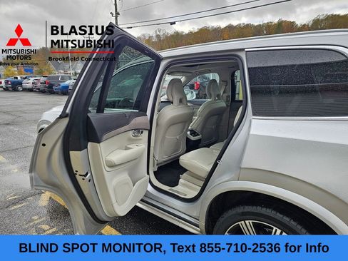 Used 2022 Volvo XC90 T6 Inscription image 16