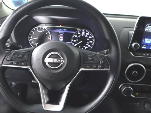 Used 2025 Nissan Sentra SV FWD image 12