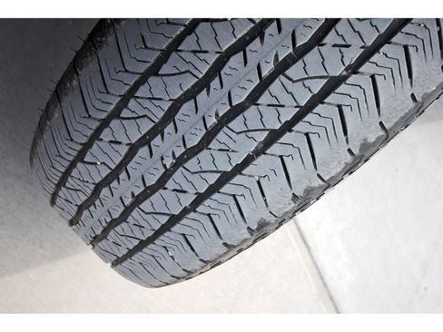 Used 2023 Ford F150 Lariat w/ Equipment Group 502A High image 31