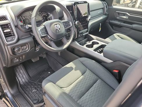 New 2026 RAM 1500 4x4 Crew Cab image 23