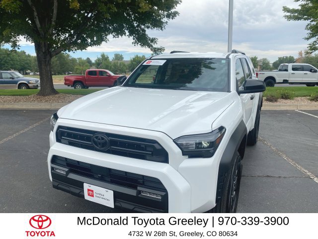 Certified 2025 Toyota 4Runner SR5 AWD/4WD image 1