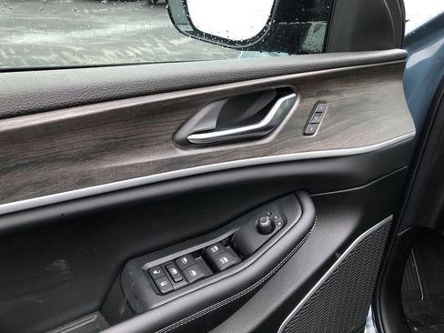 New 2026 Jeep Grand Cherokee L Limited AWD/4WD image 22