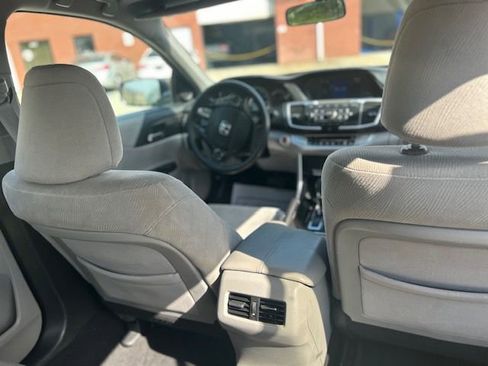 Used 2014 Honda Accord EX image 11