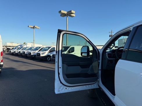 New 2026 Ford F350 XLT w/ FX4 Off-Road Package image 17