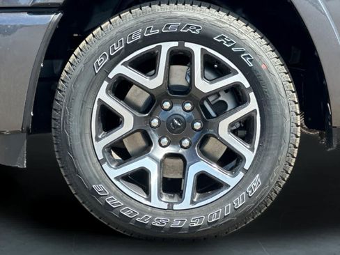 New 2026 RAM 1500 Laramie w/ Sport Appearance Package AWD/4WD image 30