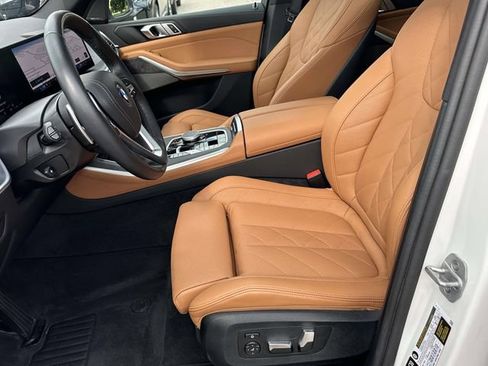 Used 2025 BMW X5 xDrive40i w/ Premium Package AWD/4WD image 24