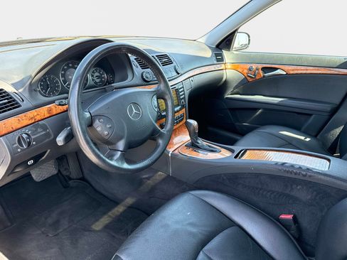 Used 2006 Mercedes-Benz E 350 Sedan image 30