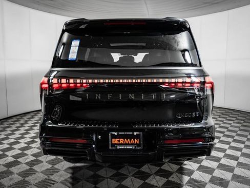 New 2026 INFINITI QX80 4WD image 4