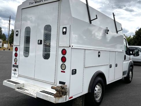 Used 2017 RAM ProMaster 3500 w/ Premium Appearance Group FWD image 5