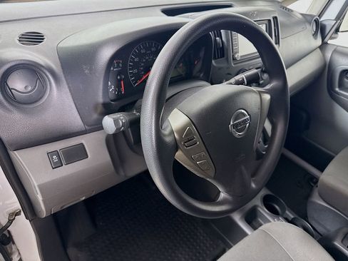 Used 2020 Nissan NV200 S image 9