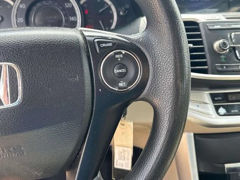 Used 2015 Honda Accord LX image 23