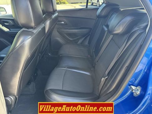Used 2015 Chevrolet Trax LT w/ LT Plus Package AWD/4WD image 26