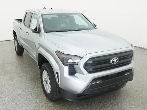 New 2026 Toyota Tacoma SR5 RWD image 14