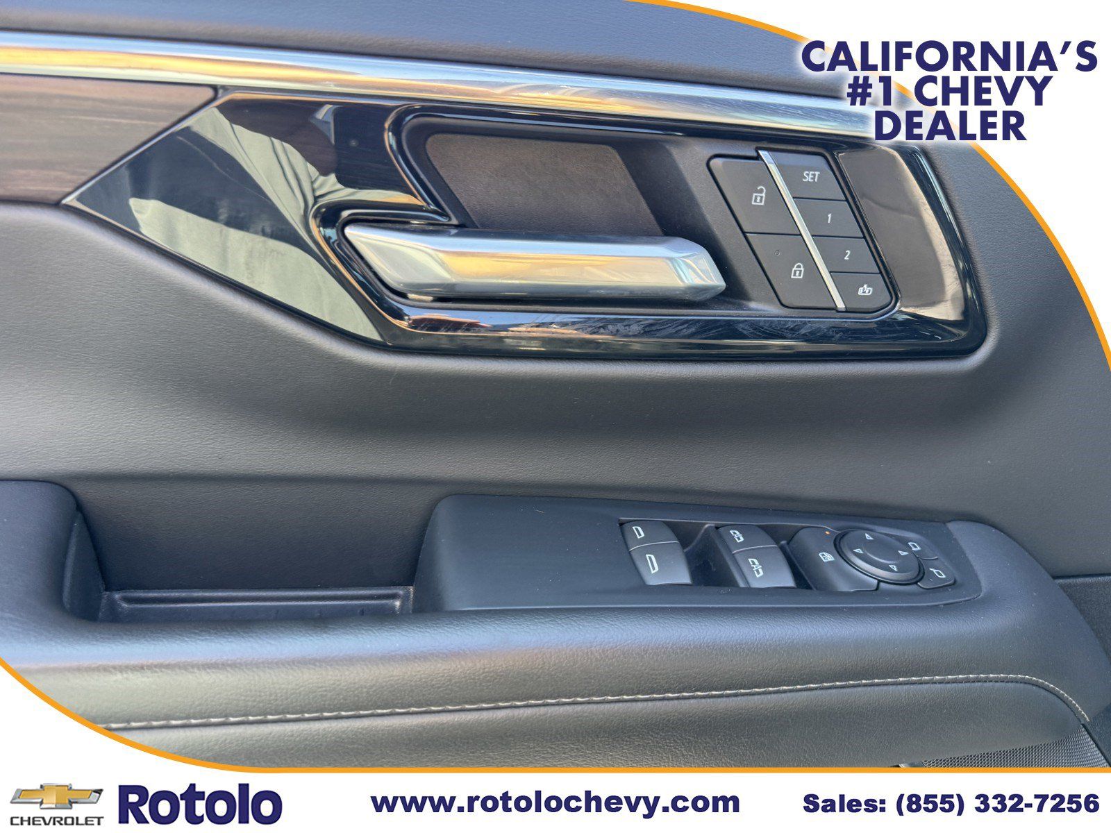 Used 2025 Chevrolet Suburban LT AWD/4WD image 18
