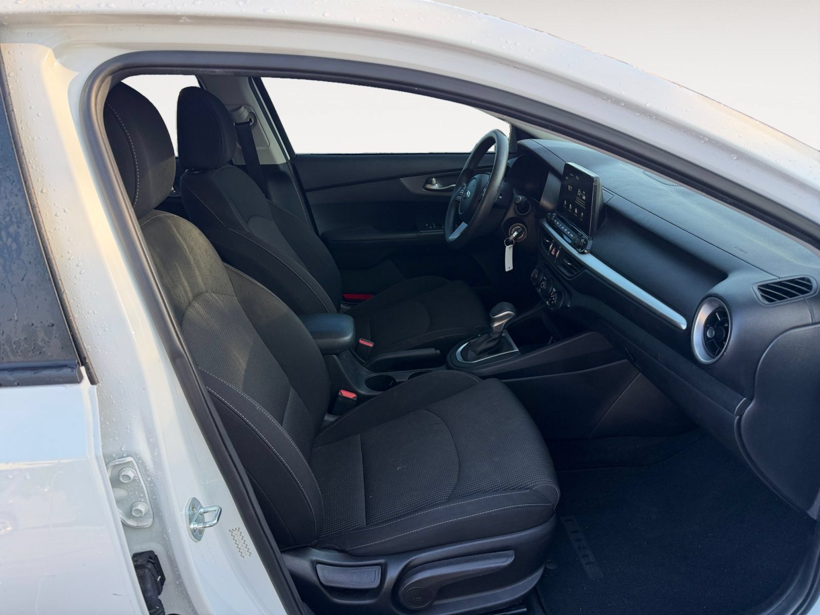 Used 2021 Kia Forte LXS FWD image 15
