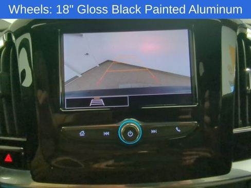 Used 2023 Chevrolet Traverse LT w/ Midnight/Sport Edition image 16