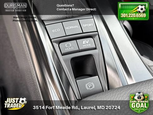 Used 2025 Toyota Camry LE w/ Convenience Package FWD image 27