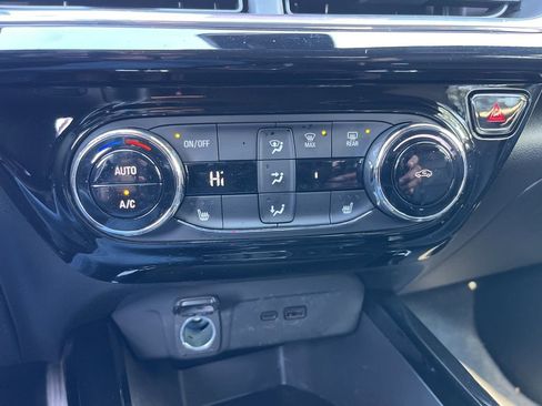 Used 2024 Chevrolet Trax RS w/ Driver Confidence Package image 12