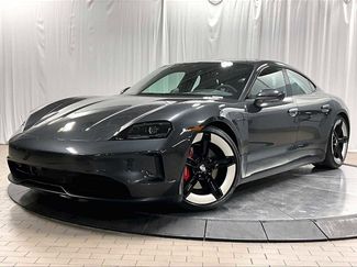 Used 2025 Porsche Taycan 4S video 1