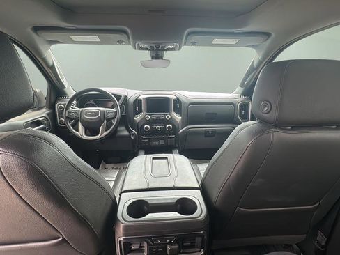 Used 2019 GMC Sierra 1500 Denali w/ Denali Ultimate Package AWD/4WD image 11